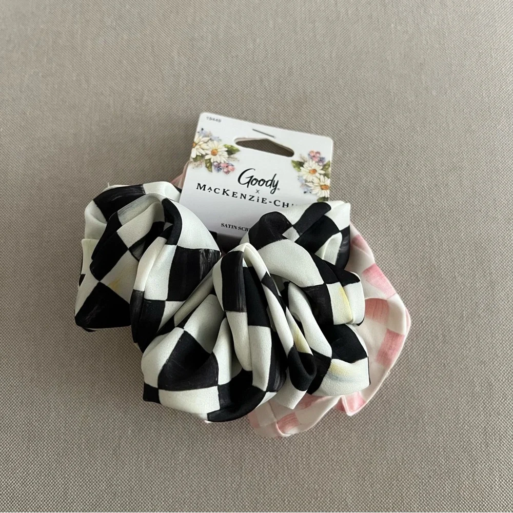 New MacKenzie-Childs x Goody Black White Check Pink Satin Scrunchie Set - 2ct